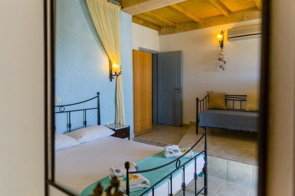 Agnanti Beach Apartments アルハンゲロス エクステリア 写真